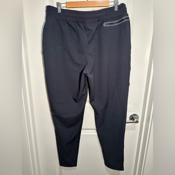 UNDER ARMOUR - Slim Fit Tapered Workout Pants, Size XL - Picture 2 of 10